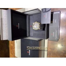 Tudor Heritage Black Bay bronze ref. 79250BA-0001 pelle nuovo 
